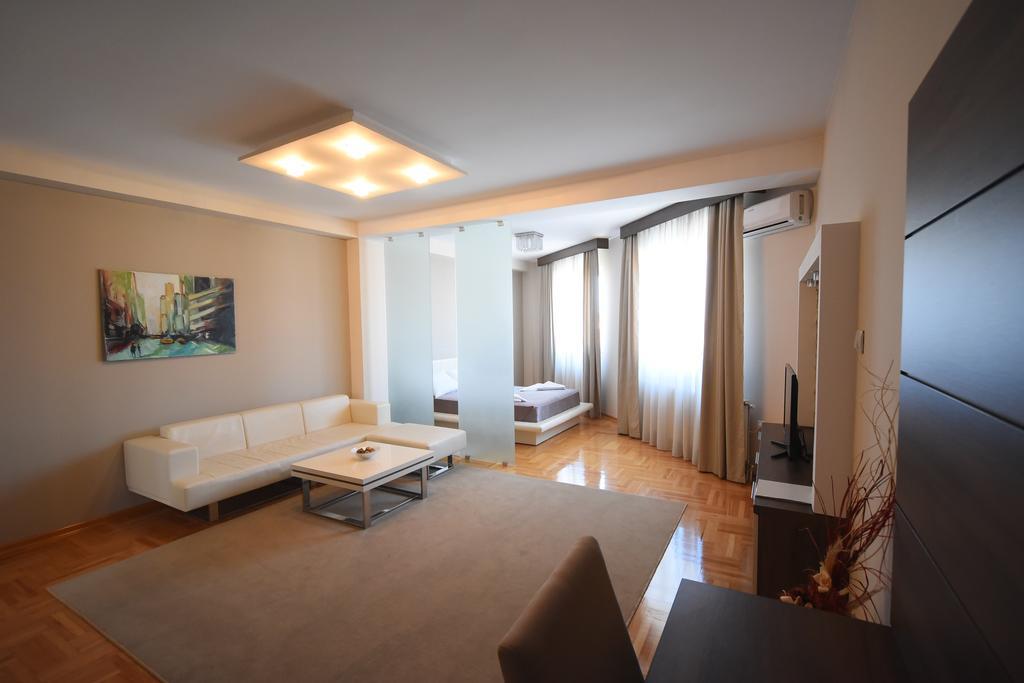 Garni Uni Elita Lux Hotel Nis Exterior foto