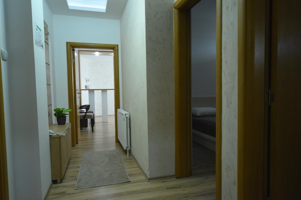Garni Uni Elita Lux Hotel Nis Exterior foto