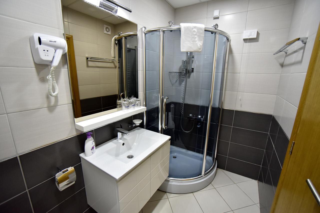 Garni Uni Elita Lux Hotel Nis Exterior foto